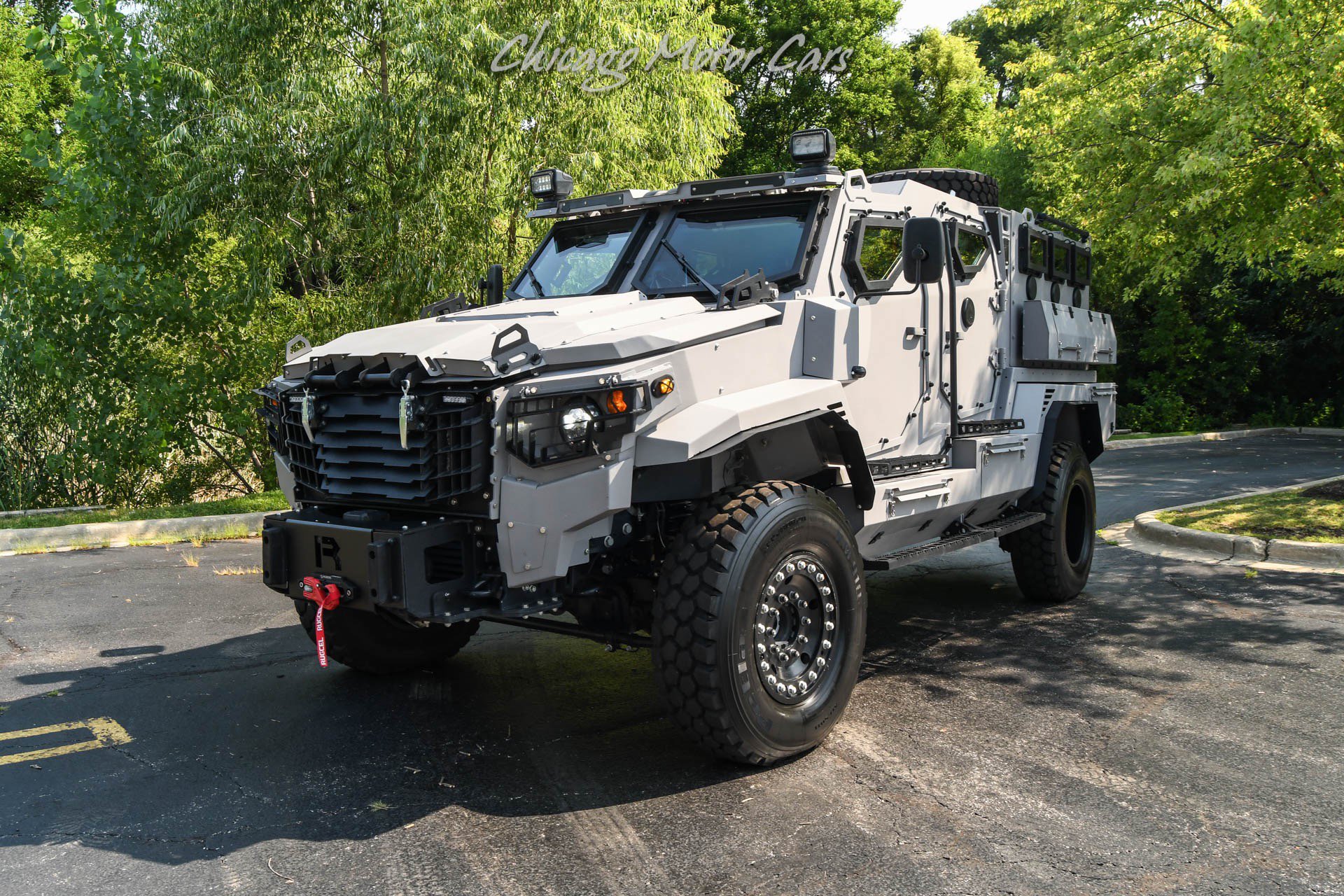 Used 2024 Ford F550 4x4 Regular Cab Super Duty image 2