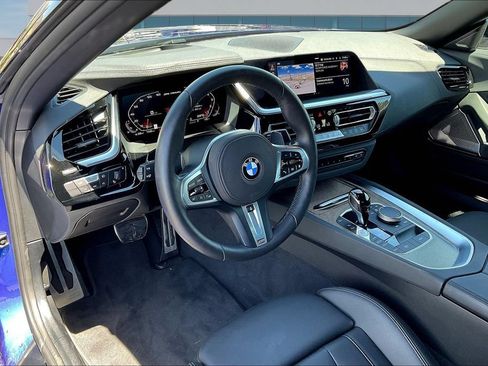 Used 2026 BMW Z4 M40i RWD image 16