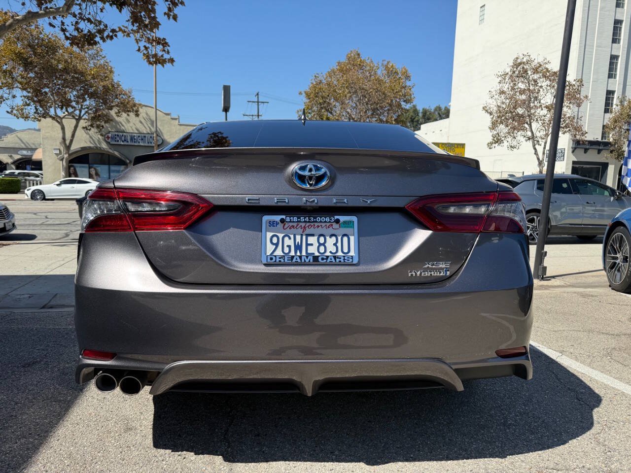 Used 2021 Toyota Camry XSE FWD image 12
