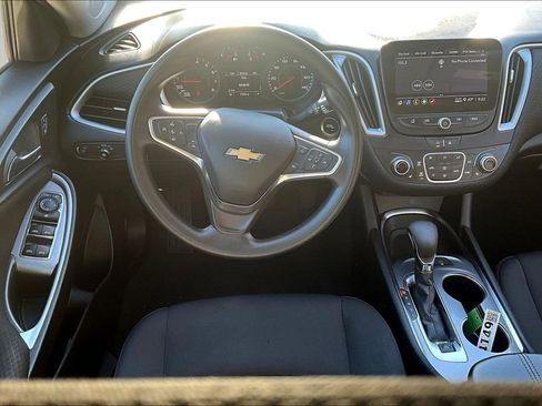 Used 2024 Chevrolet Malibu LT image 8