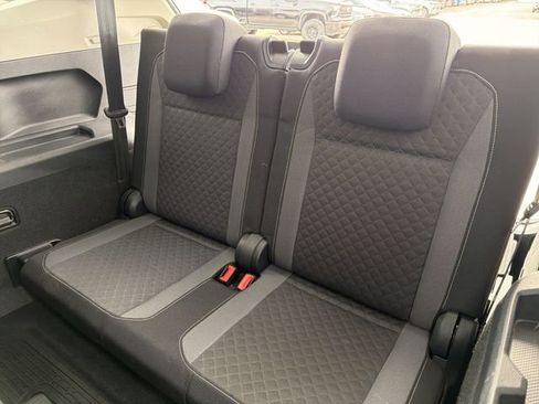 Used 2021 Volkswagen Tiguan S image 24