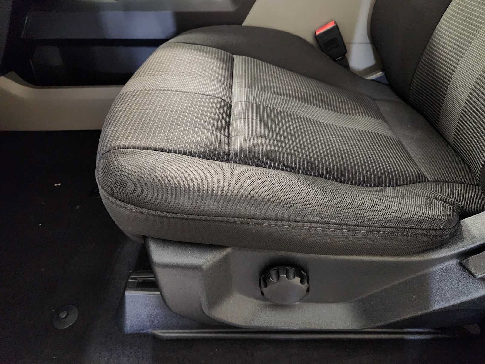 Used 2020 Ford F150 XL w/ Equipment Group 101A Mid RWD image 22