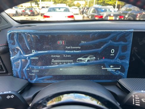 New 2026 Nissan Kicks SR image 26