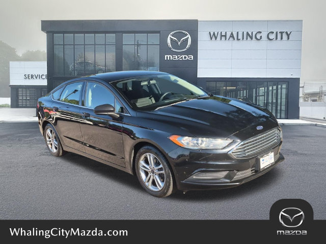 Used 2018 Ford Fusion SE w/ Fusion SE Technology Package FWD image 1