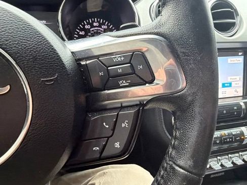 Used 2017 Ford Mustang Premium RWD image 39