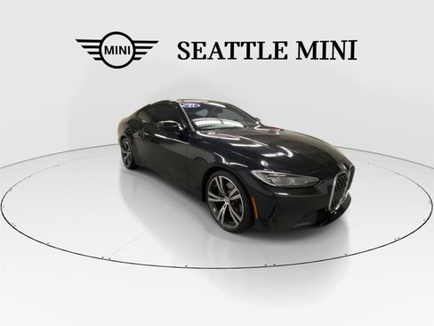 Used 2021 BMW 430i Coupe w/ Convenience Package RWD image 2