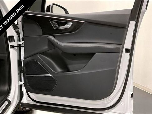 Used 2025 Audi Q7 3.0T Premium Plus image 18