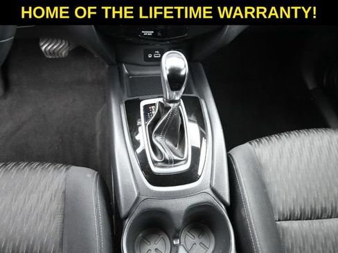 Used 2018 Nissan Rogue SV AWD/4WD image 29