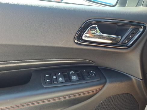 Used 2025 Dodge Durango GT AWD/4WD image 14