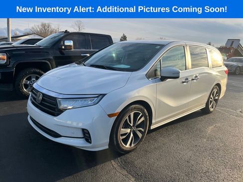 Used 2023 Honda Odyssey Touring image 1