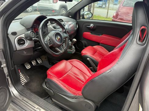 Used 2013 FIAT 500 Abarth w/ Beats Audio Pkg FWD image 13