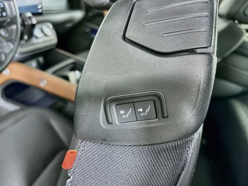 Used 2023 Land Rover Defender 90 X AWD/4WD image 23