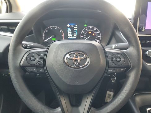 Certified 2025 Toyota Corolla LE image 20