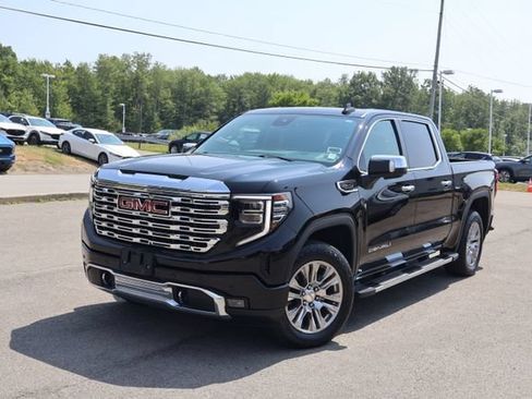 Used 2022 GMC Sierra 1500 Denali AWD/4WD image 1