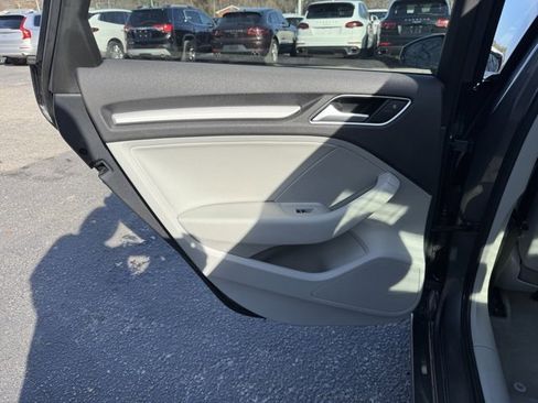 Used 2016 Audi A3 1.8T Premium image 15