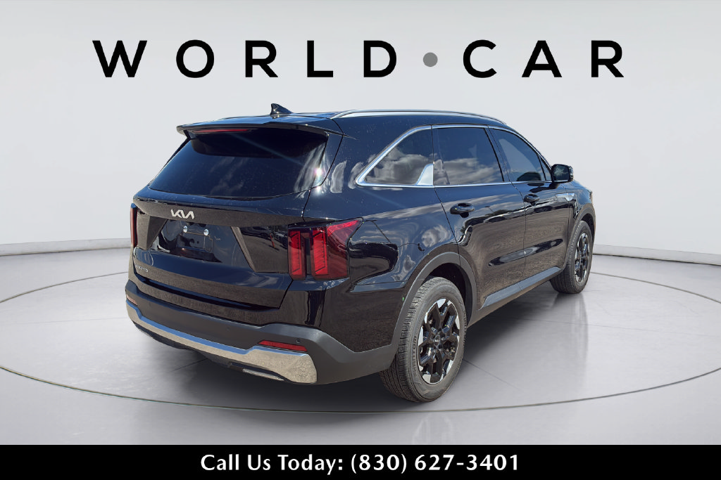 Used 2025 Kia Sorento S FWD image 17