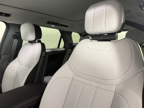 New 2026 Land Rover Range Rover Sport Dynamic SE AWD/4WD image 15