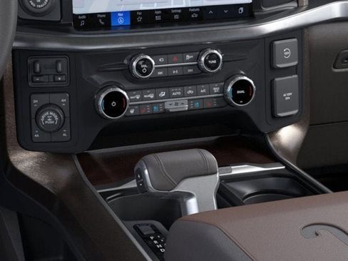 New 2025 Ford F150 King Ranch w/ FX4 Off-Road Package image 15