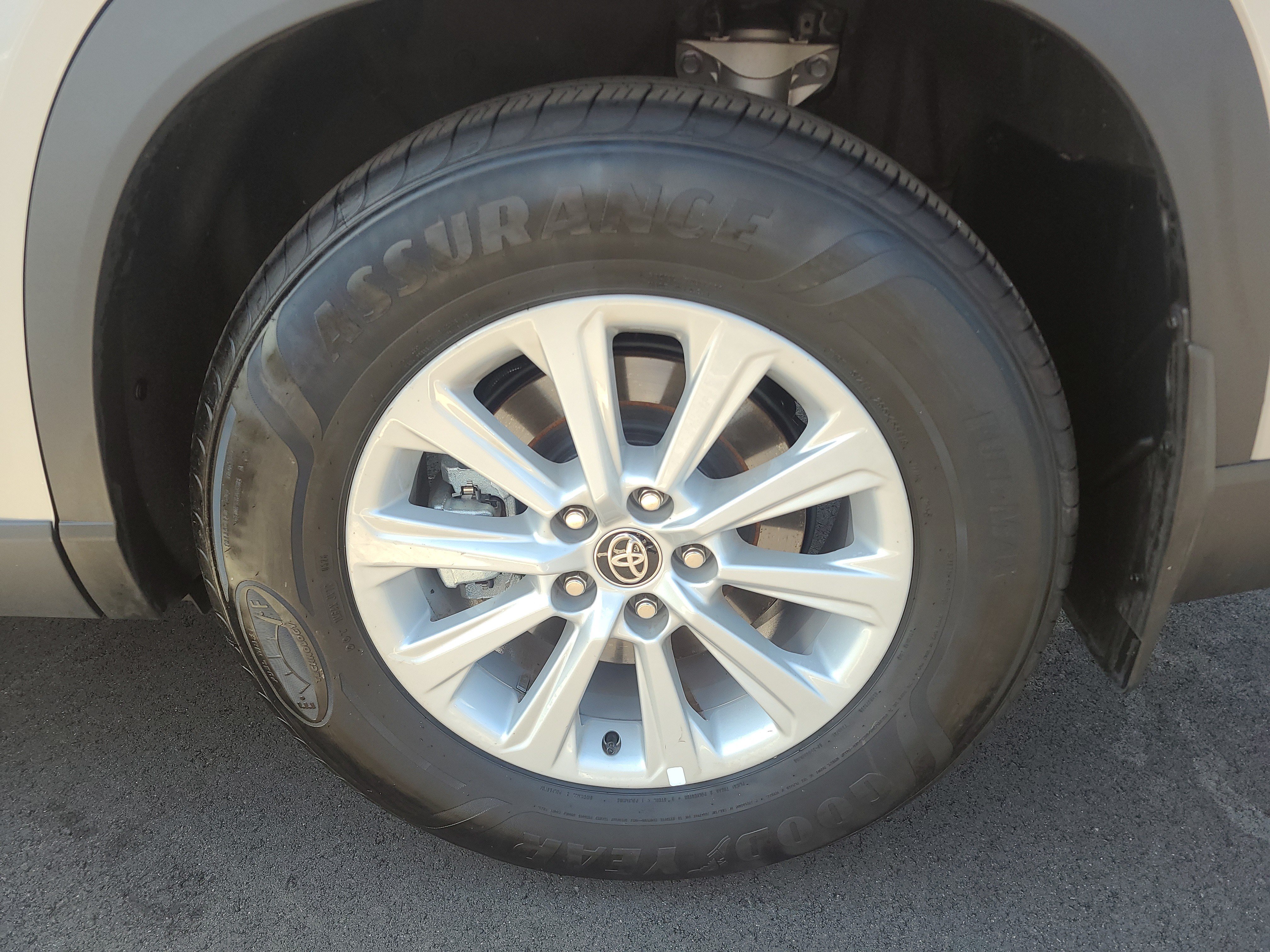 Certified 2026 Toyota Grand Highlander AWD Hybrid image 10
