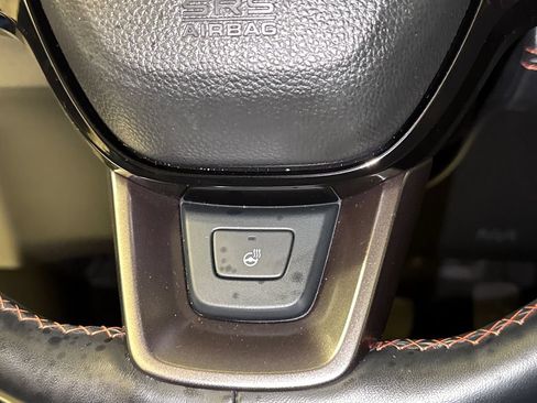 Used 2025 Honda Pilot TrailSport image 34