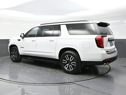 Used 2023 GMC Yukon XL AT4 AWD/4WD image 4