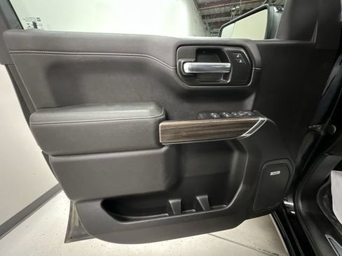 Certified 2020 Chevrolet Silverado 1500 RST AWD/4WD image 22
