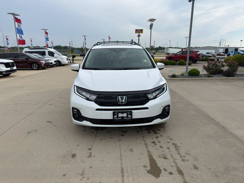 New 2026 Honda Odyssey EX-L image 2