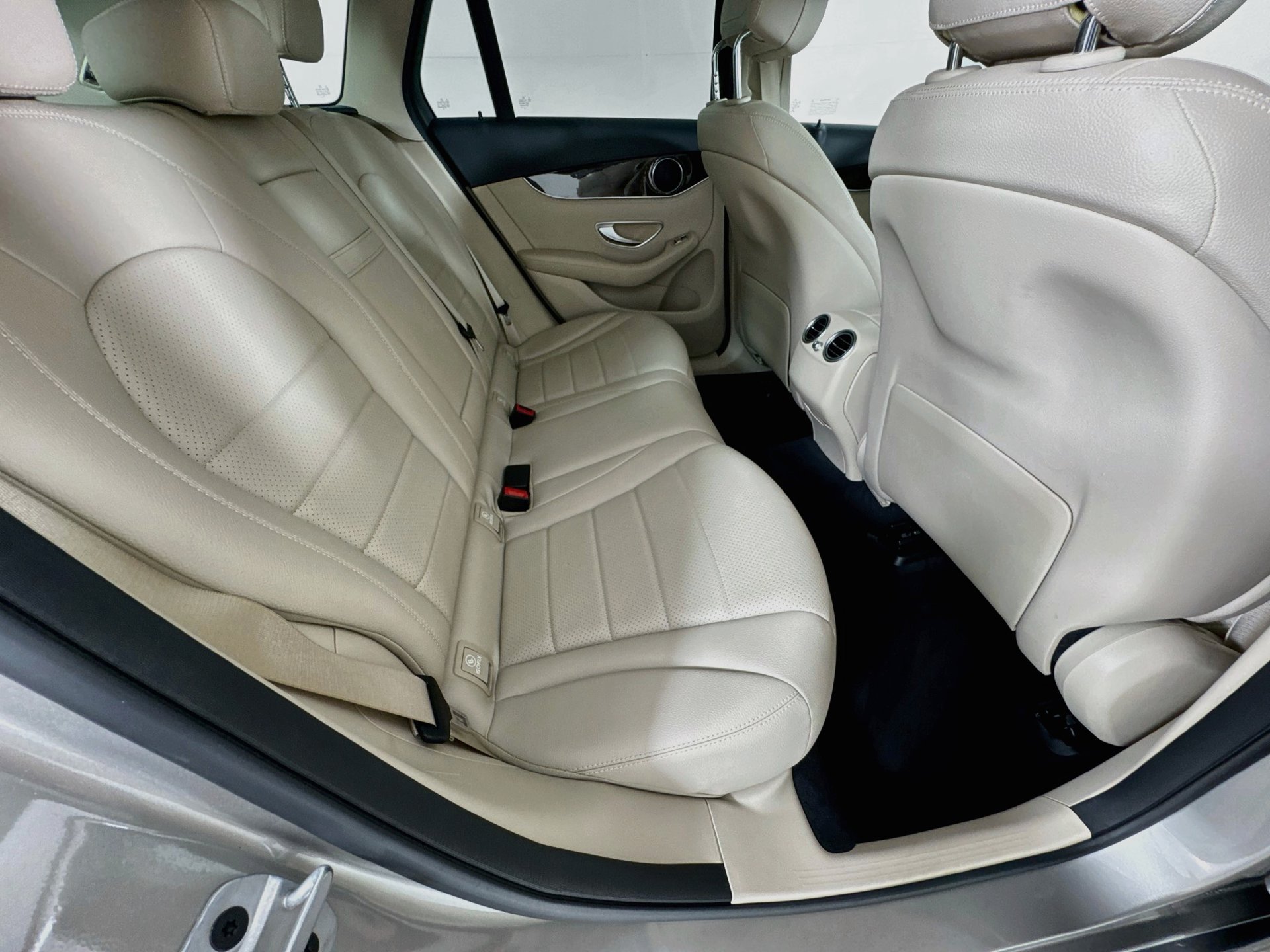 Certified 2022 Mercedes-Benz GLC 300 image 27