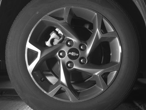 Used 2025 Chevrolet Trax LT w/ LT Convenience Package FWD image 15