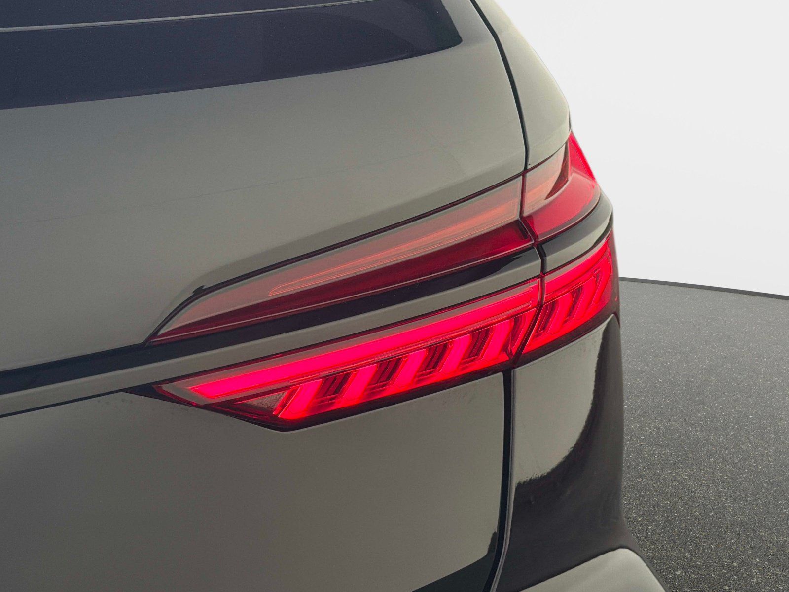 Used 2021 Audi RS 6 AWD/4WD image 17