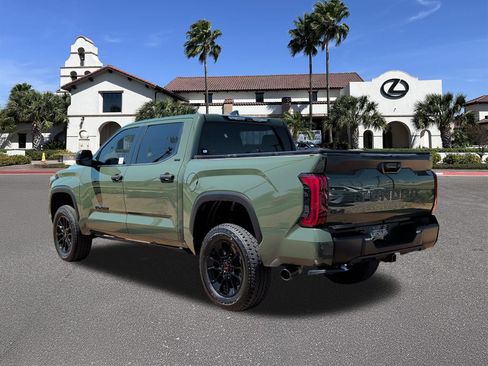 Used 2023 Toyota Tundra SR5 AWD/4WD image 4