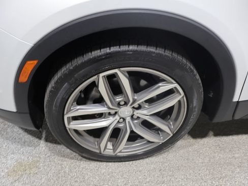 Used 2019 Cadillac XT4 Sport w/ Cold Weather Package AWD/4WD image 8