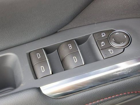 New 2026 Chevrolet Traverse RS image 18