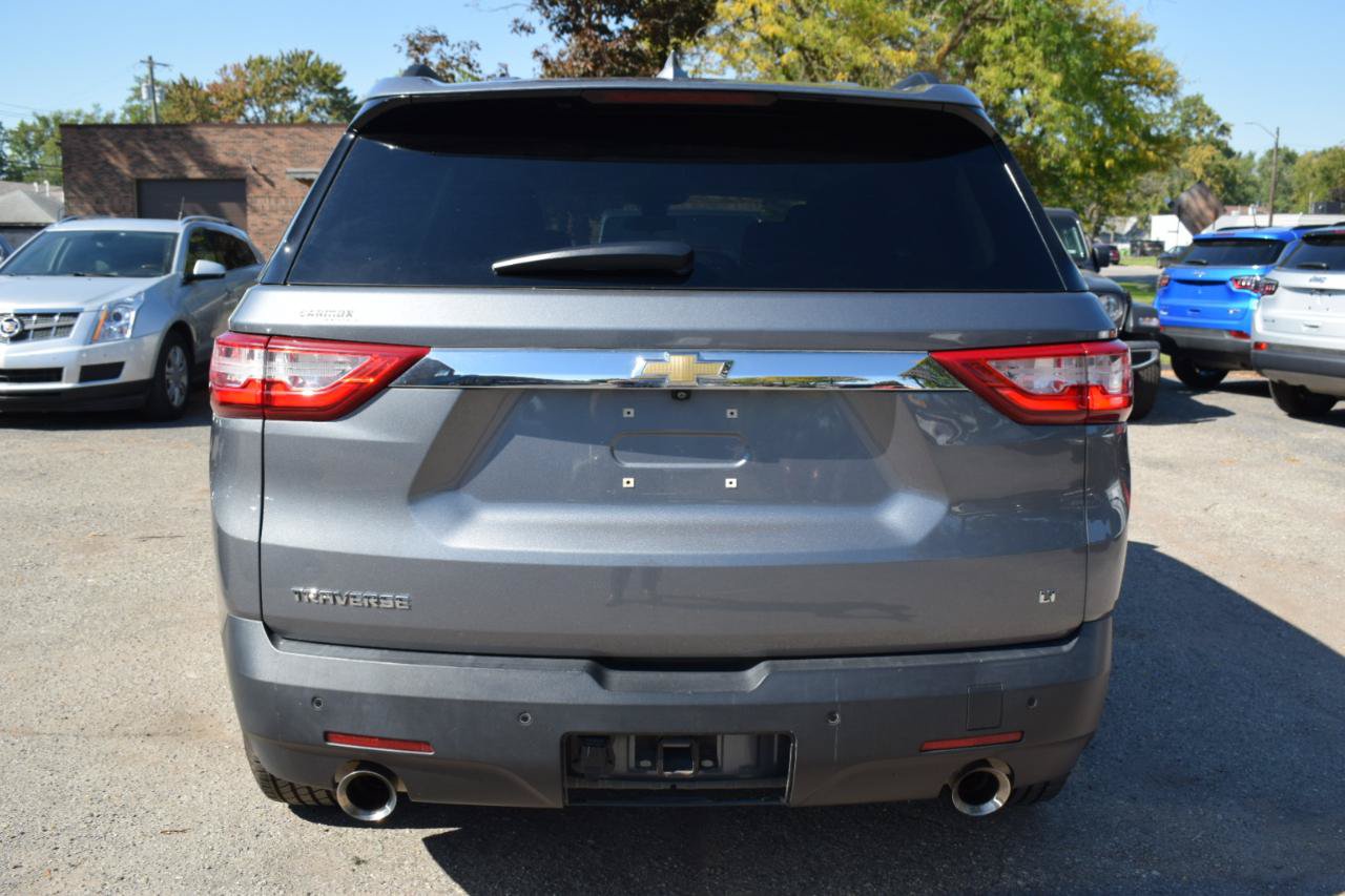 Used 2020 Chevrolet Traverse LT FWD image 7