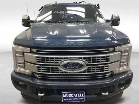 Used 2019 Ford F250 Platinum w/ Platinum Ultimate Package AWD/4WD image 2