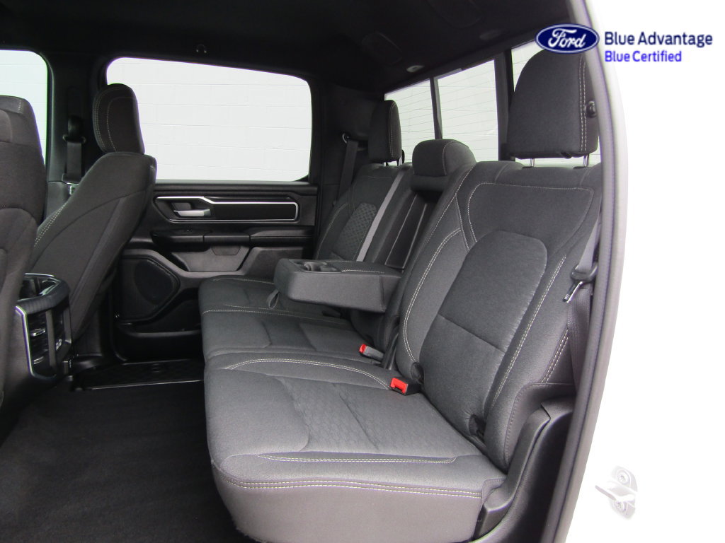 Used 2025 RAM 1500 4x4 Crew Cab image 18