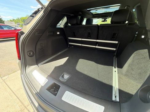 Used 2025 Cadillac XT5 Premium Luxury AWD/4WD image 57