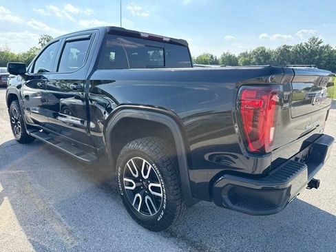 Used 2021 GMC Sierra 1500 AT4 w/ AT4 Preferred Package AWD/4WD image 3