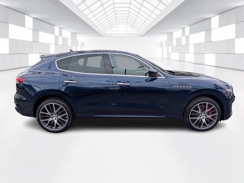 Used 2022 Maserati Levante Modena image 8
