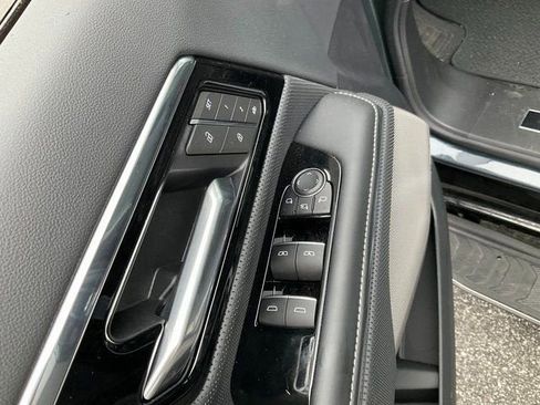 New 2025 GMC Sierra EV Denali image 5