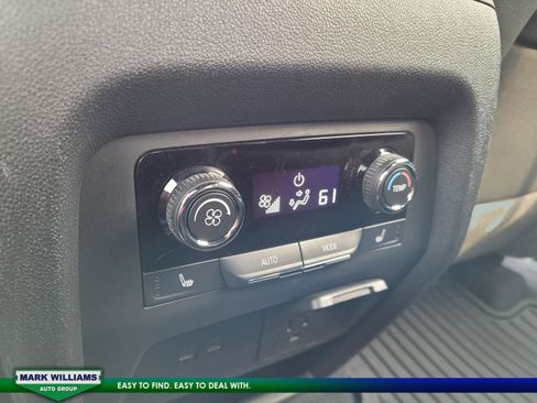 Used 2024 Chevrolet Traverse RS image 14