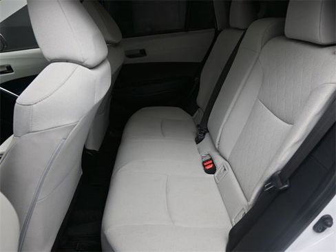 Used 2023 Toyota Corolla Cross LE image 10