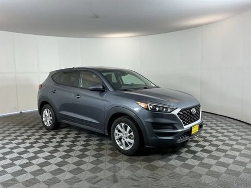 Used 2021 Hyundai Tucson SE FWD image 3