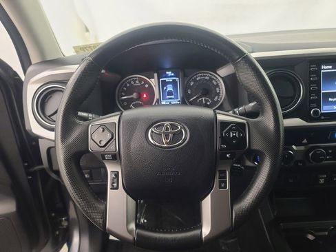 Used 2023 Toyota Tacoma SR5 AWD/4WD image 32
