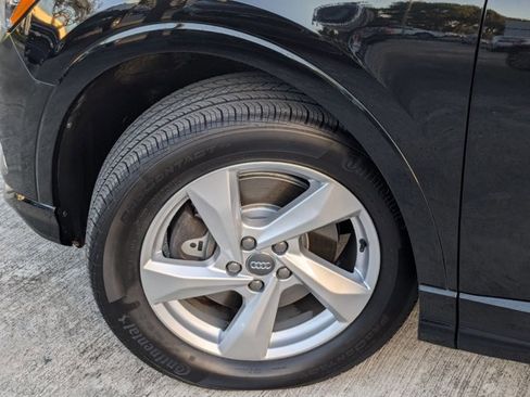 Used 2019 Audi Q3 2.0T Premium image 10