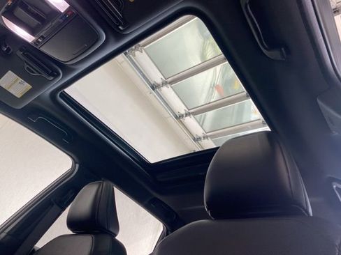 Certified 2025 Subaru Forester Limited image 11