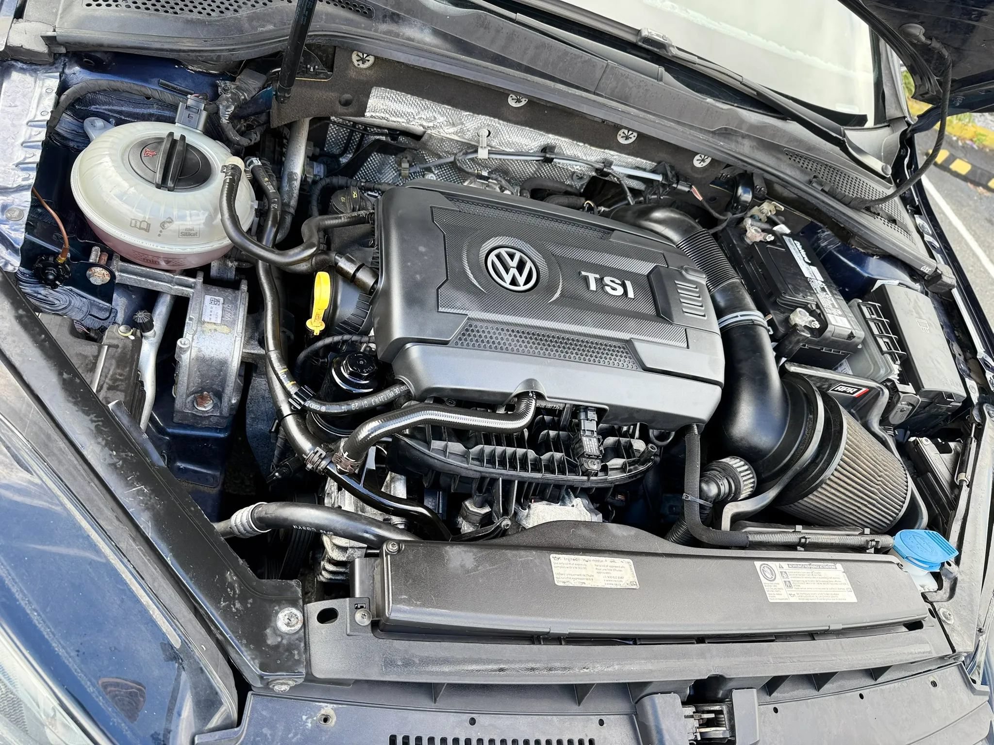 Used 2015 Volkswagen GTI SE FWD image 41