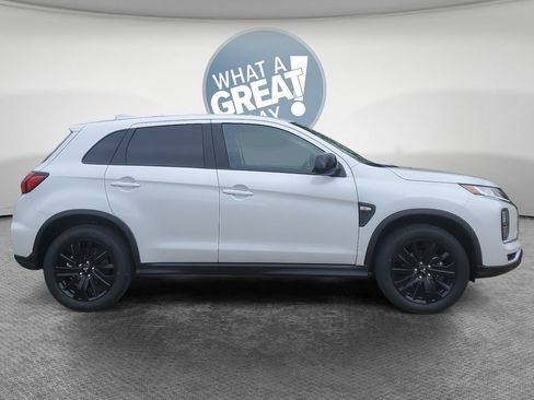 New 2026 Mitsubishi Outlander Sport LE AWD/4WD image 2