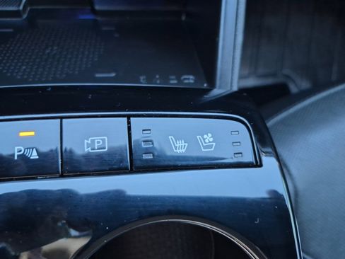 Used 2023 Hyundai Tucson Limited w/ Winter Package image 24