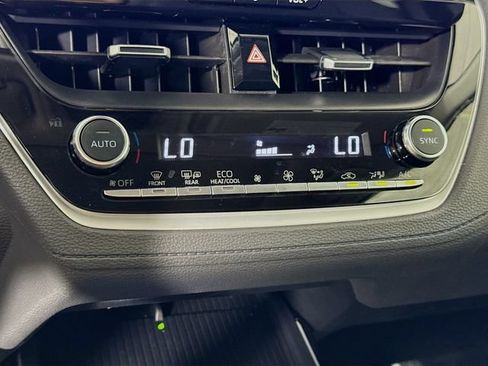 Certified 2026 Toyota Corolla Cross XLE w/ Convenience Package FWD image 17